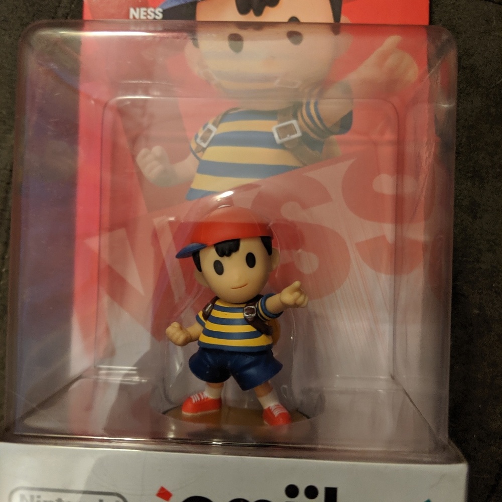 Ness Amiibo NIB US